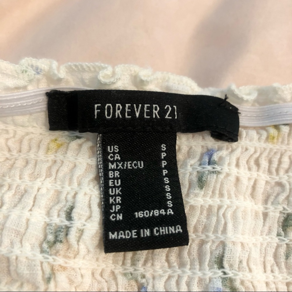 Forever 21 White Floral Cropped Puff Sleeve Top 💐 - Picture 3 of 3